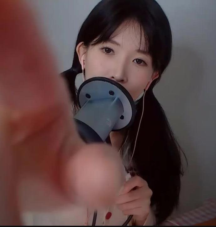 芝麻对辣 ASMR福利轻语口腔音