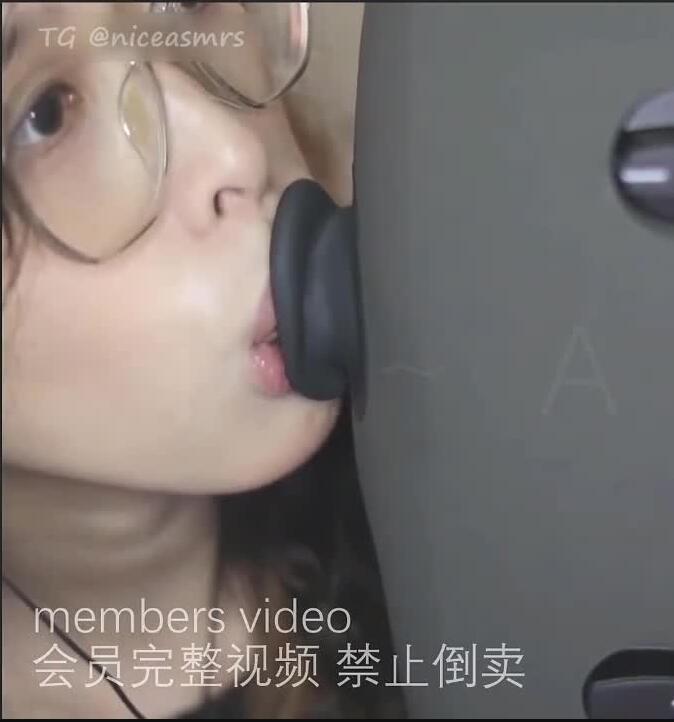 其实不是椰子啦 ASMR 心跳版ku100深入口腔音天鹅