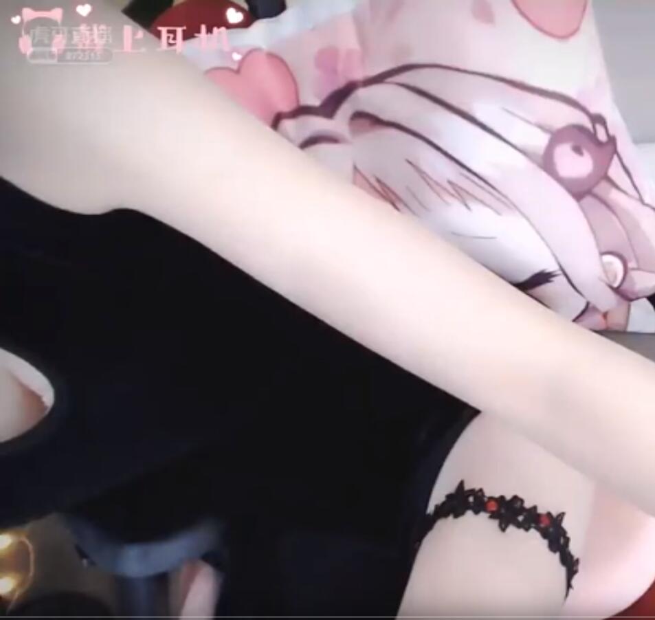 16152202.jpg ASMR 舒服的口腔音,耳边吹气,摇水瓶柳婉音